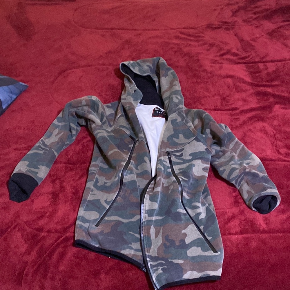 Camouflage zip up jacket